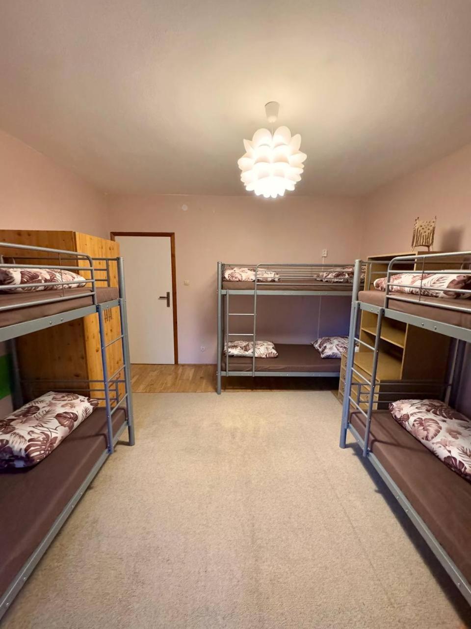 Vector Home Warsaw Ngoại thất bức ảnh